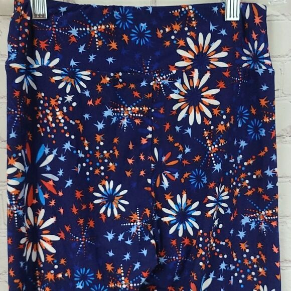 LuLaRoe Fireworks One Size Soft Legging Patriotic USA Red White Blue July 4th - Picture 6 of 7